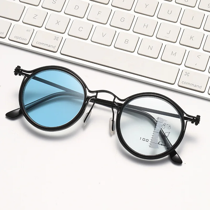 Fashionable Multifocal Reading Glasses - UV Protection