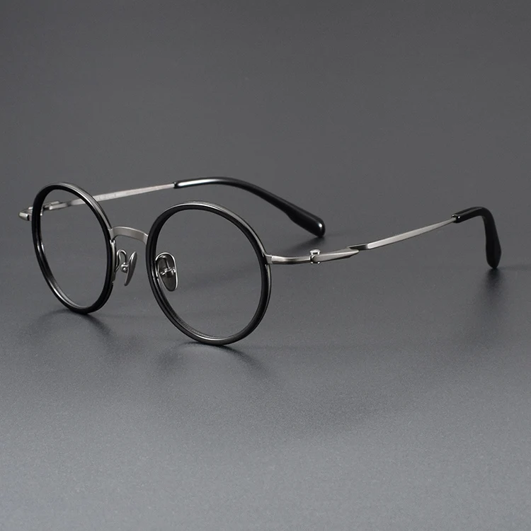 Luxury Titanium Round Eyeglasses - Gold