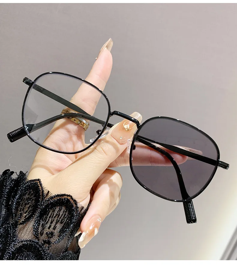 Photochromic Blue Light Blocking Sunglasses