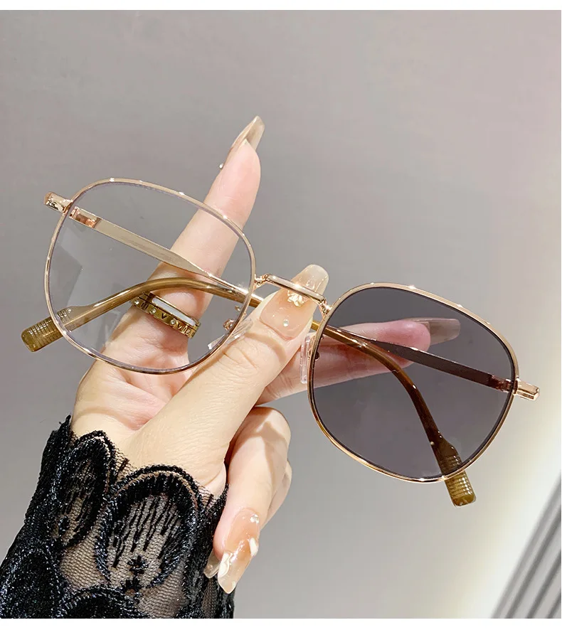 Photochromic Blue Light Blocking Sunglasses