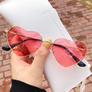 Women's Trendy Heart Frame Sunglasses